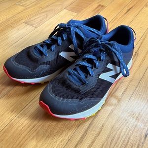 New balance Arishi youth 7 Wide fresh foam
